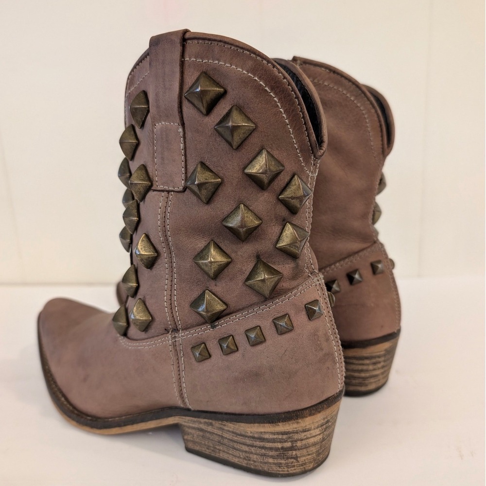 JC Spain Heart Logo Mauve Pink Leather Pyramid Studded Ankle Boots EU 37 US 7 - Picture 8 of 17